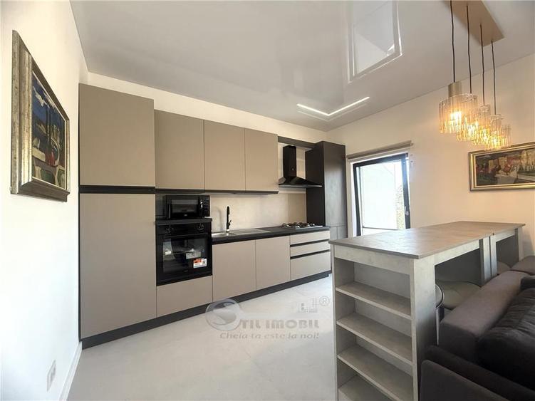 Duplex cu 4 camere cu Canalizare în Valea Adâncă