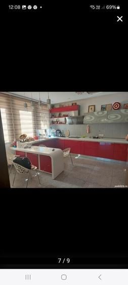 Casă cu 4 camere în Berceni