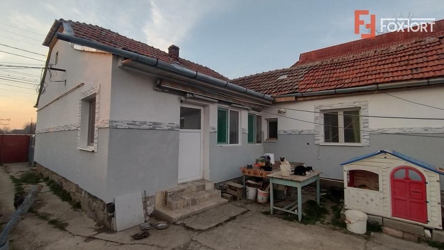 Casă individuală cu 3 camere cu Canalizare în Mehala