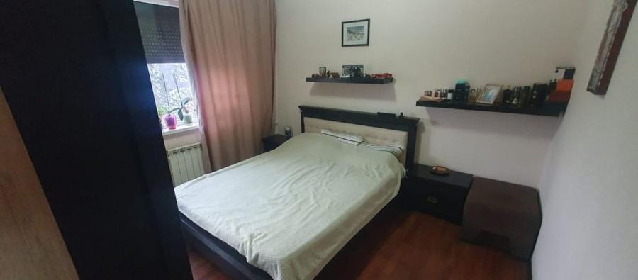 Apartament cu 3 camere semidecomandat, mobilat în Militari