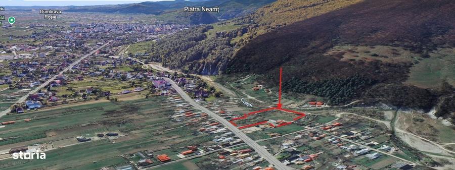 Casă cu 4 camere cu Teren 8000 Mp în Central