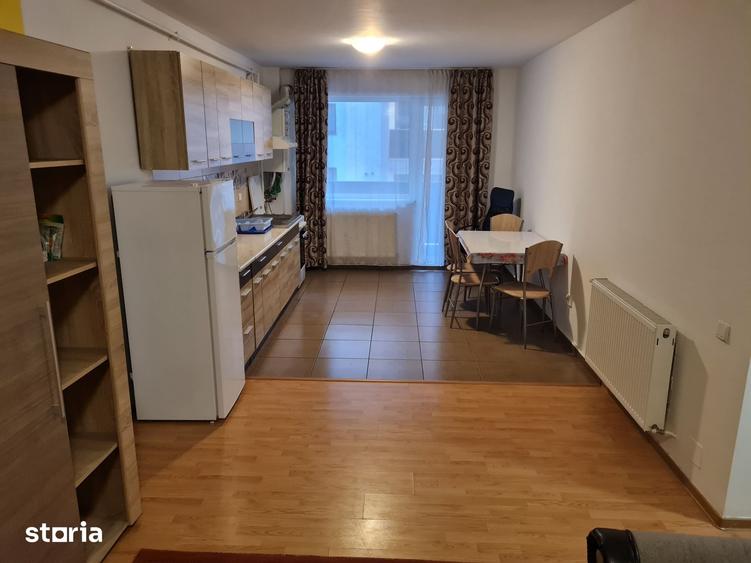 Apartament cu 3 camere în Dâmbul Rotund