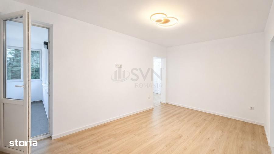 Apartament cu 3 camere semidecomandat în Colentina
