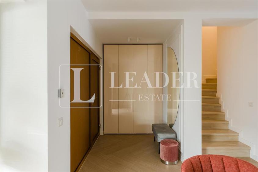 Duplex cu 5 camere cu Canalizare în Pipera