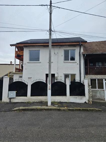 Casă în Central