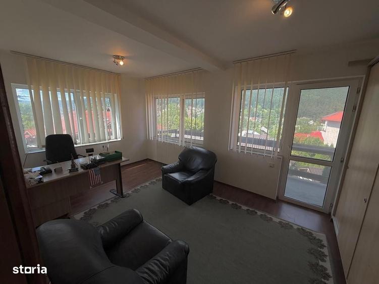 Casă cu 4 camere cu Teren 377 Mp în Zamora