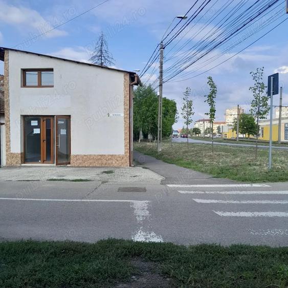 Spațiu comercial, de 42 mp, în Dâmbovița