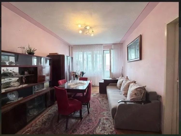 Apartament cu 2 camere decomandat în Dâmbovița