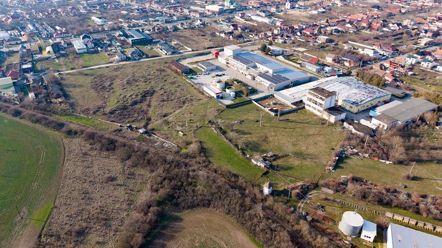 Teren Construcții intravilan de 22730 mp, în Aradul Nou