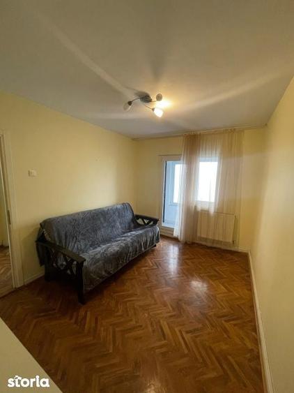 Apartament cu 3 camere, mobilat în Gării