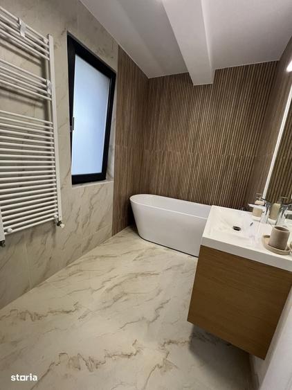 Casă cu 3 camere cu Teren 350 Mp în Central
