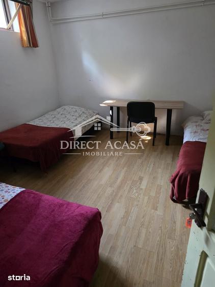 Apartament cu 4 camere în Păsăreni