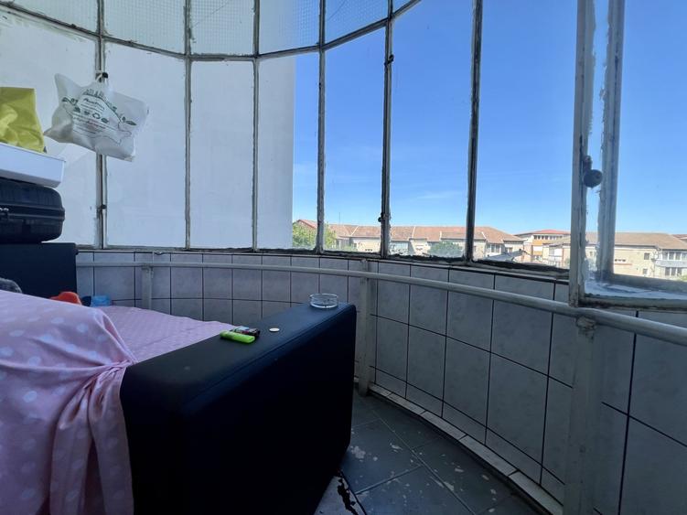 Apartament 1 camera, 38 mp utili, decomandat, etaj 4/8 - zona Soarelui - 8