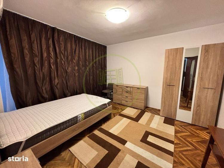 Garsonieră decomandată în Calea București