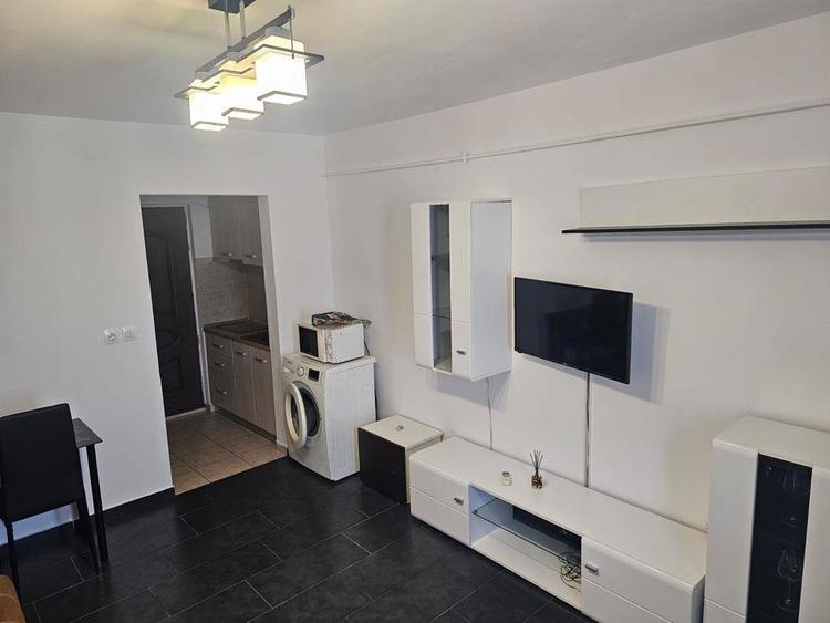 Garsoniera renovata in Astra, Brasov - 2