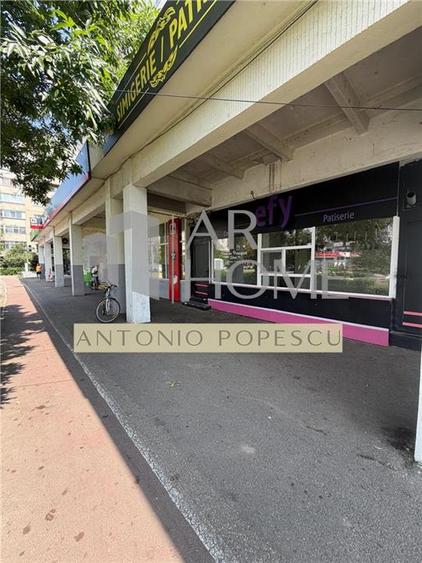 Spațiu comercial, de 54 mp, în B-dul București