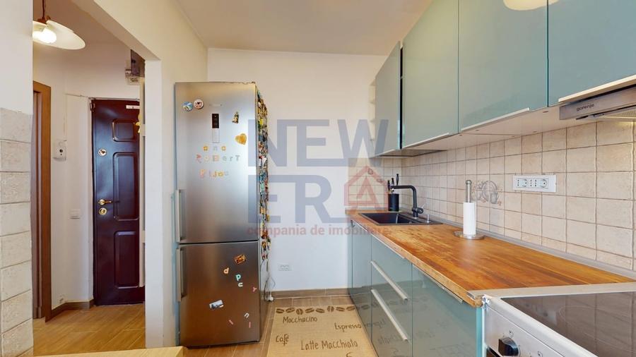 Apartament cu 2 camere semidecomandat, mobilat în 1 Mai