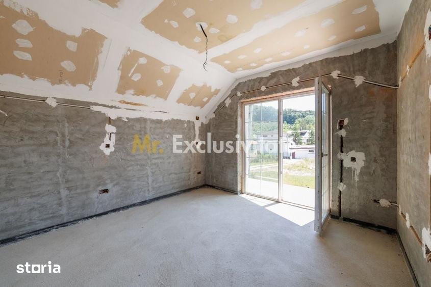 Casă cu 6 camere cu Teren 563 Mp în Bascov