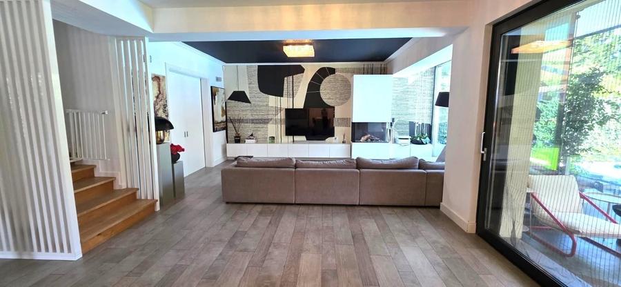 Duplex cu 5 camere cu Canalizare în Pipera
