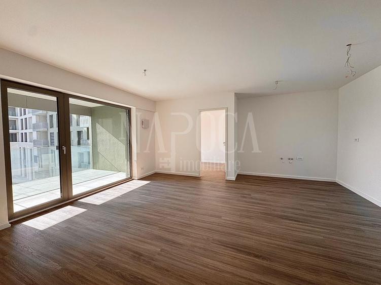 Apartament cu 3 camere semidecomandat în Iris