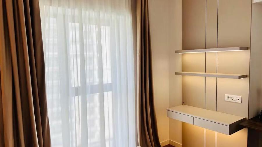 Apartament cu 3 camere semidecomandat în Cotroceni