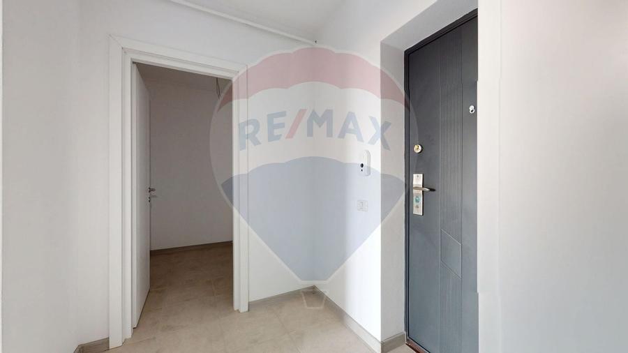 Apartament cu 2 camere semidecomandat în Sânpetru