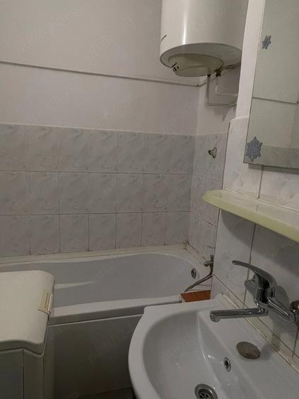 Garsonieră semidecomandată în Complex Studențesc