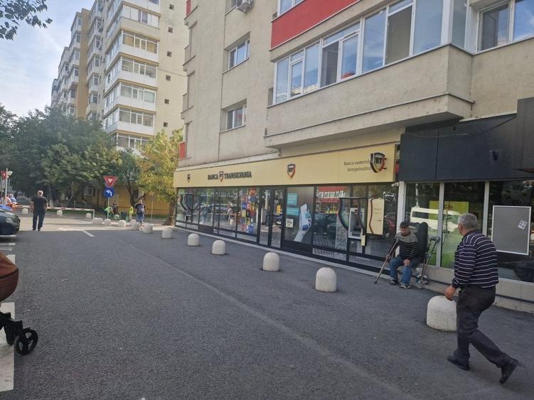 Oltenitei- Sun Plazza Mall, 82  mp,- chirie 1400 euro/ luna - 9