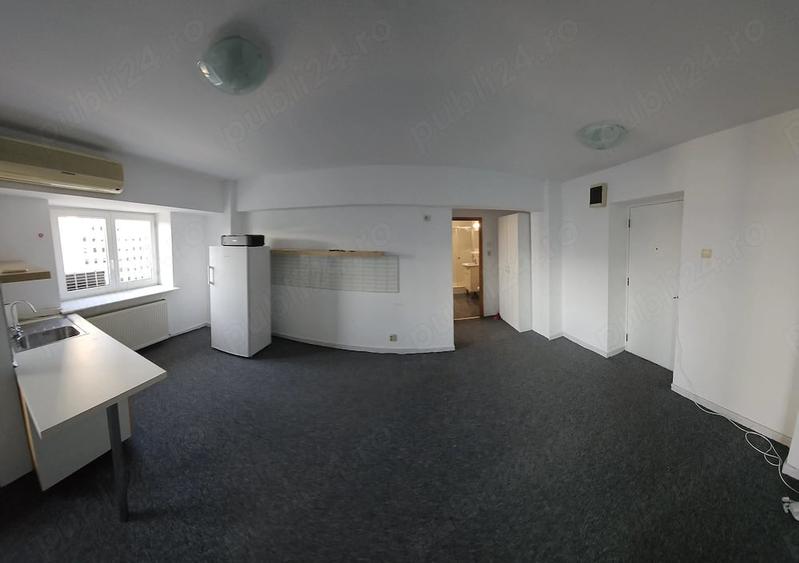 Apartament cu 2 camere decomandat în P-ța Victoriei