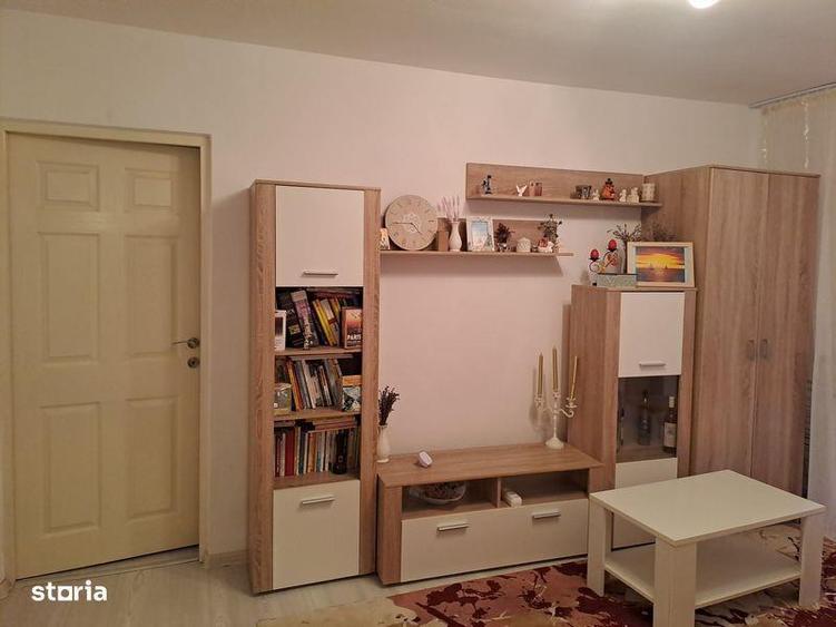 Apartament cu 3 camere în Crihala