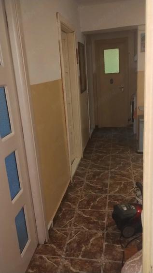 Apartament cu 4 camere decomandat în Ultracentral