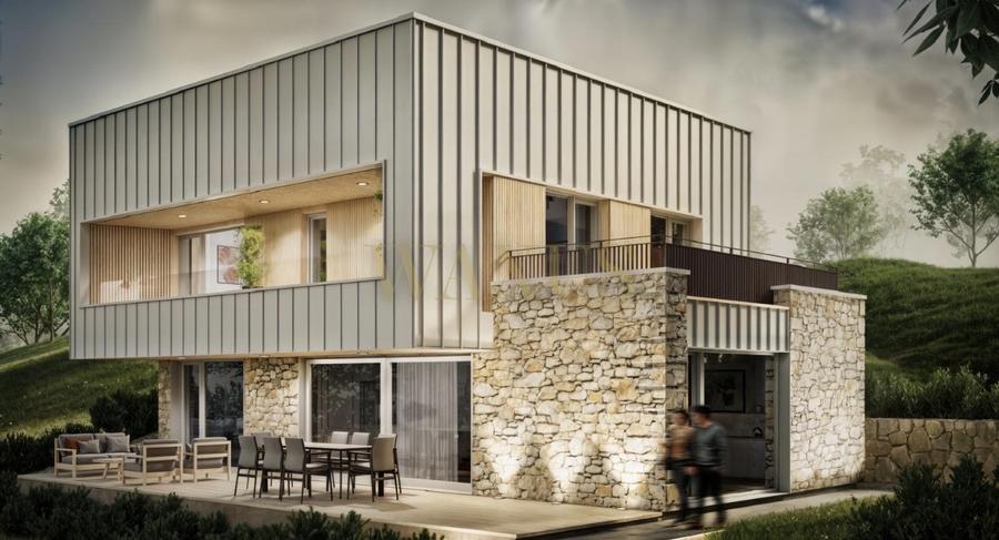 Casă individuală cu 5 camere cu Teren 620 Mp în Exterior Nord
