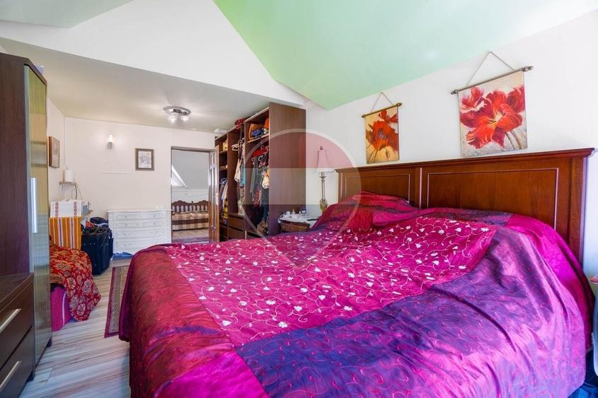 Casă individuală cu 4 camere cu Teren 853 Mp în Cheia
