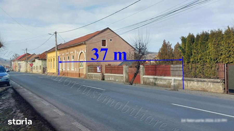 Casă cu 4 camere cu Teren 763 Mp în Central