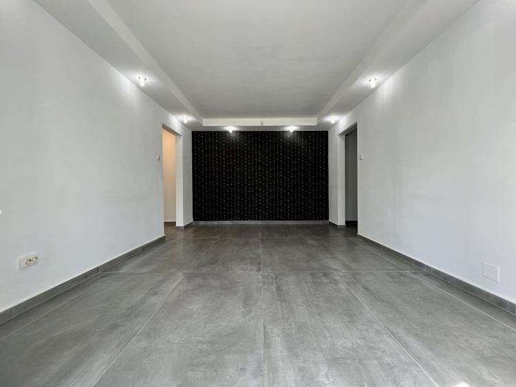 Spațiu comercial, de 40 mp, în Astra