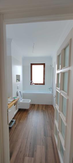 Apartament cu 3 camere decomandat în Valea Lupului