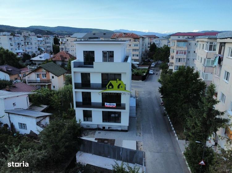Apartament cu 3 camere decomandat în Traian