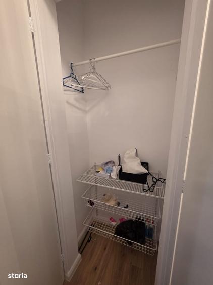 Apartament cu 3 camere semidecomandat în Universitate