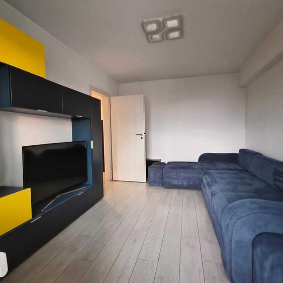 Apartament cu 2 camere decomandat în Berceni