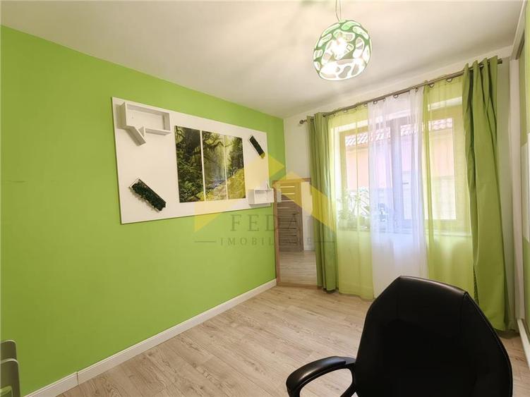 Apartament cu 3 camere decomandat, mobilat în Bujac