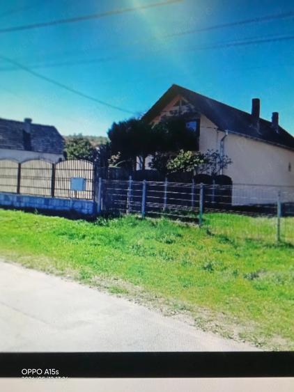 Teren intre case, nu pe camp, intravilan CF. Cu certificat urbanism. - 2