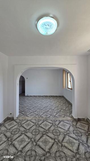 Apartament cu 4 camere în Central
