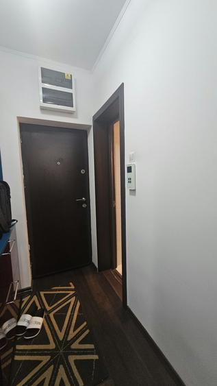 Garsonieră decomandată, mobilată în Centru Civic