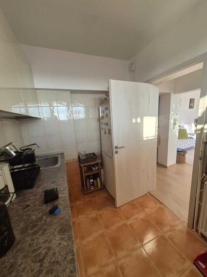 Apartament cu 2 camere decomandat în Mihai Bravu