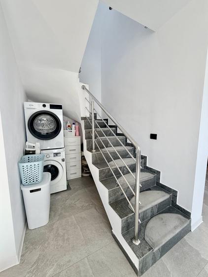 Duplex cu 4 camere cu Teren 273 Mp în Moșnița Nouă