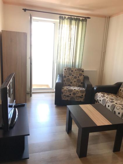 Apartament cu 2 camere decomandat în Astra