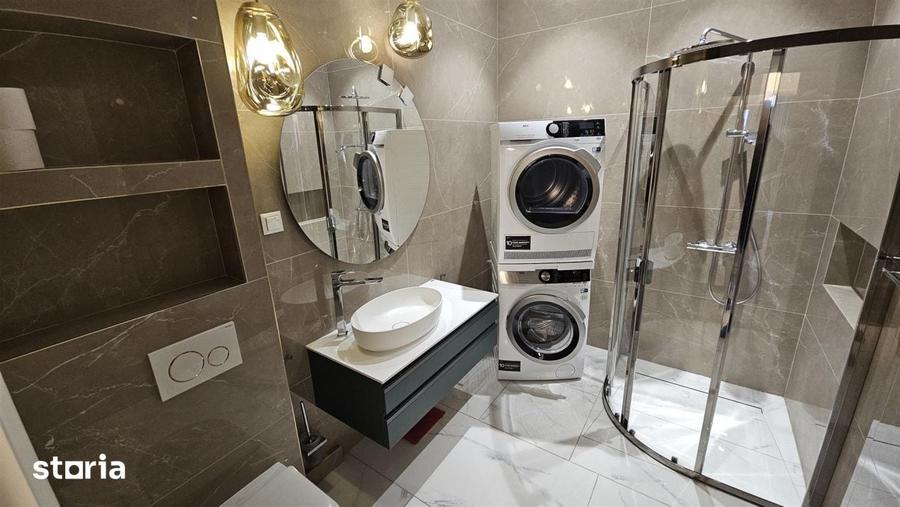 Apartament cu 3 camere semidecomandat în Europa