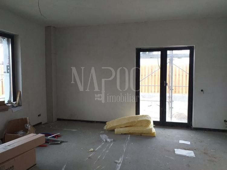 Duplex cu 4 camere cu Canalizare în Someșeni
