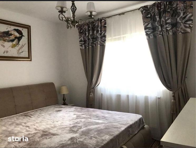 Apartament cu 3 camere decomandat, mobilat în Dacia