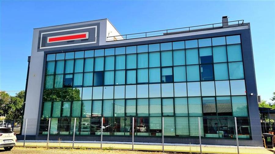 Spațiu comercial, de 655 mp, în Șagului